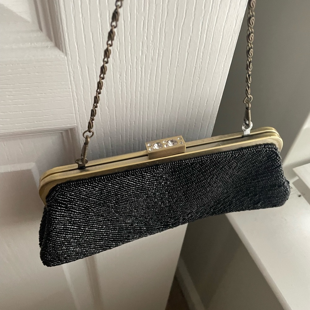 Beaded evening purse with chain